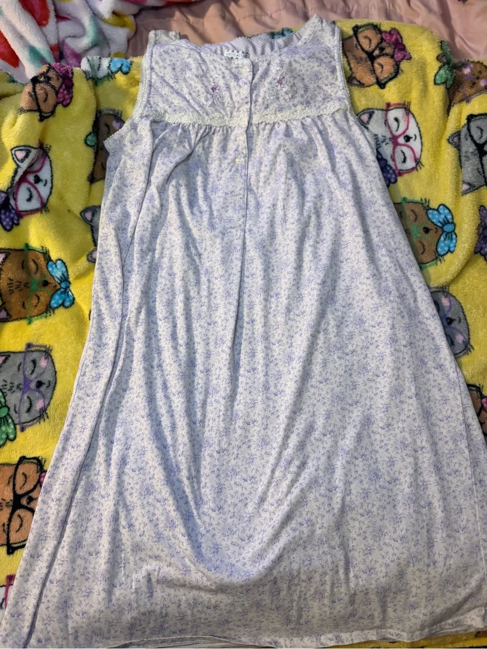 Vintage White Stag Girls Lavender Floral Nightgown Dress